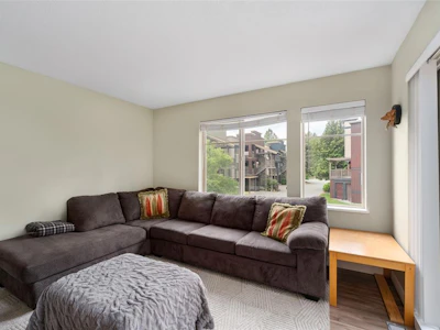 2-1449 Vine Road - 2