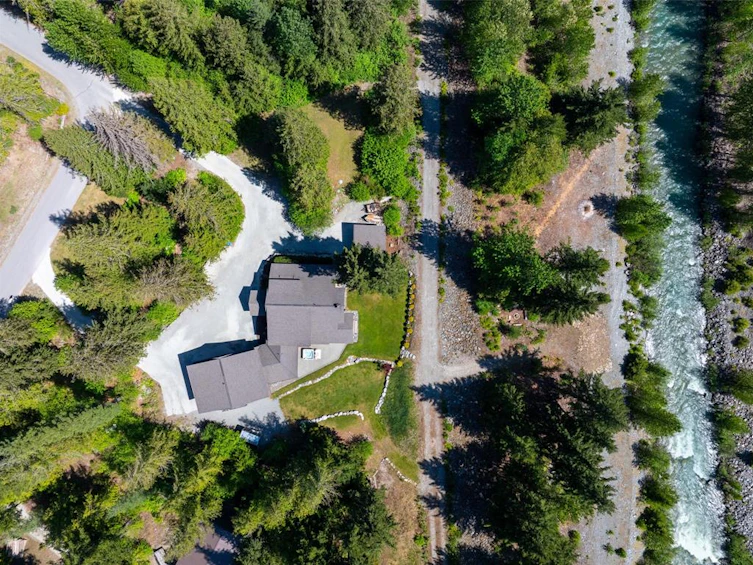 1044 Cedar Grove Lane, Pemberton, BC, V0N 2L2 - 40