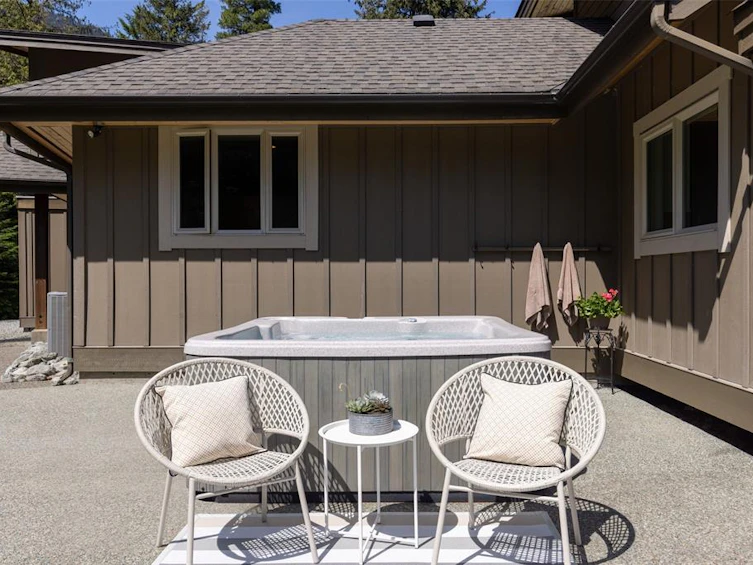 1044 Cedar Grove Lane, Pemberton, BC, V0N 2L2 - 18