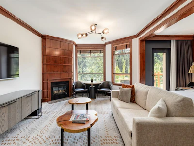 725-4591 Blackcomb Way - 3