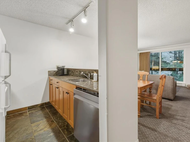 423-4200 Whistler Way, Whistler, BC, V8E 1J4 - 14