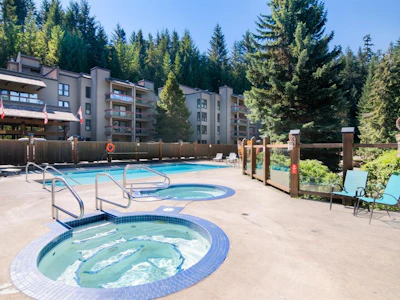 423-4200 Whistler Way - 4