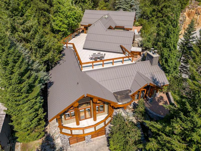 3220 Peak Drive - 3