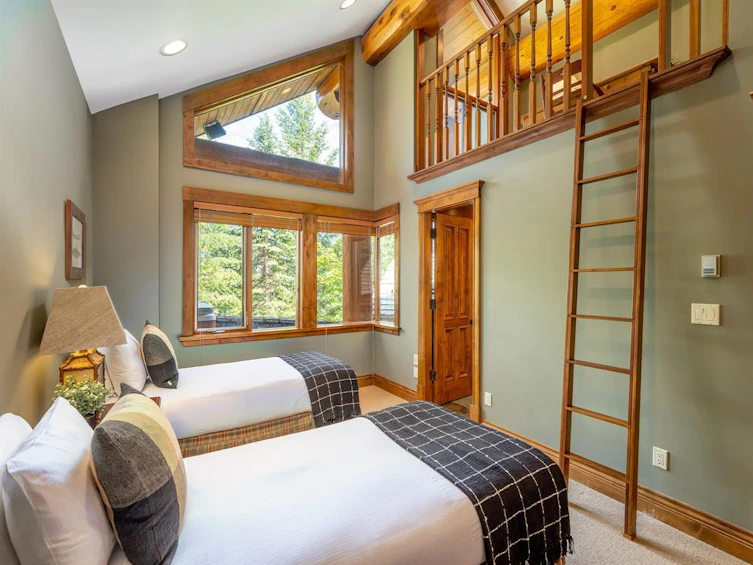 3220 Peak Drive, Whistler, BC, V8E 0V4 - 23