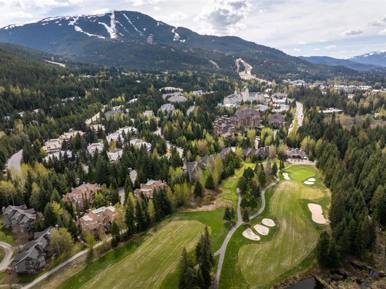 10-4636 Blackcomb Way, Whistler, BC, V0N 1B4 - 10
