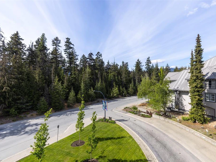 310-4557 Blackcomb Way, Whistler, BC, V8E 0Y2 - 4