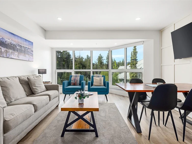 310-4557 Blackcomb Way, Whistler, BC, V8E 0Y2 - 3