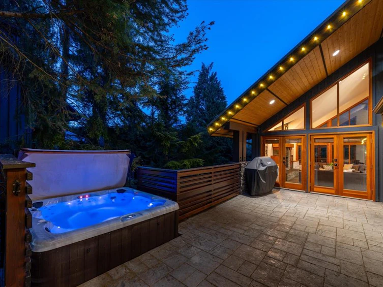 6260 Bishop Way, Whistler, BC, V8E 0C6 - 3