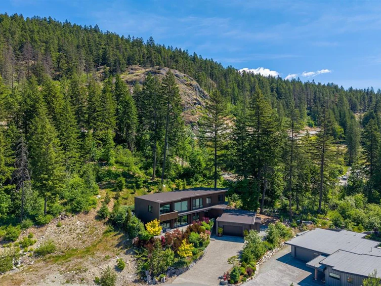 1704 Sugarloaf Place, Pemberton, BC, V0N 2L3 - 4