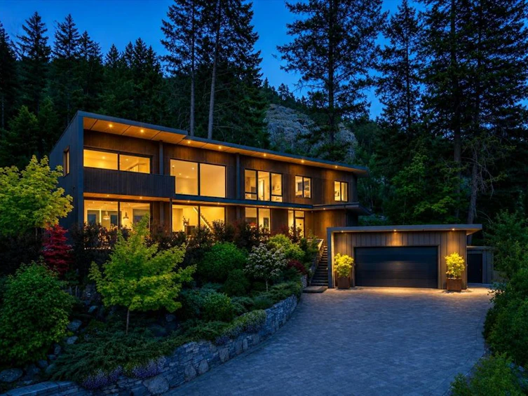 1704 Sugarloaf Place, Pemberton, BC, V0N 2L3
