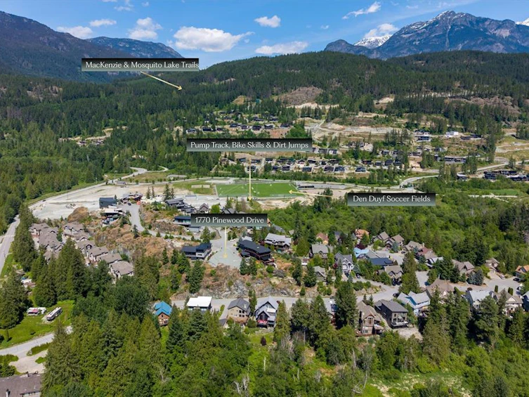 1770 Pinewood Drive, Pemberton, BC, V0N 2L3 - 10