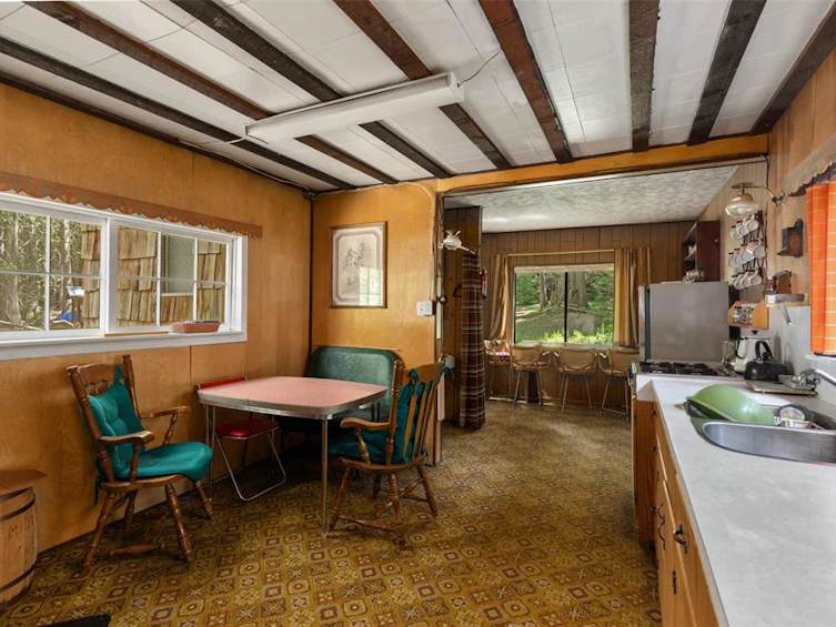 9570 Pemberton Portage Road, Pemberton, BC, V0N 1L0 - 9