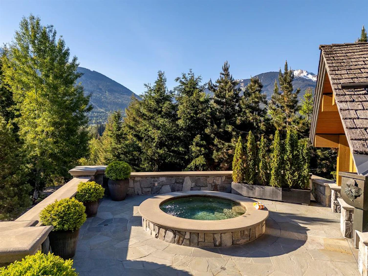 7473-7469 Treetop Lane, Whistler, BC, V8E 0E9 - 10