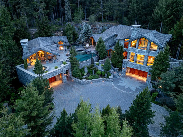 7473-7469 Treetop Lane, Whistler, BC, V8E 0E9 - 36