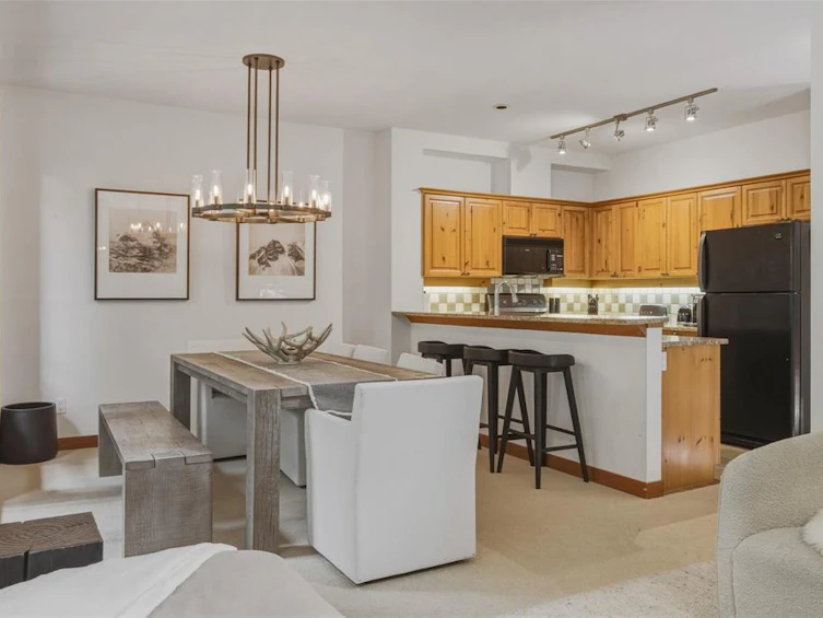 1-4668 Blackcomb Way, Whistler, BC, V8E 0Z2 - 7