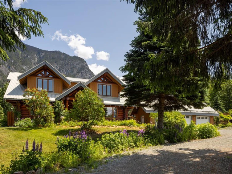 7744 Owl Ridge Road, Pemberton, BC, V0N 2K0 - 36