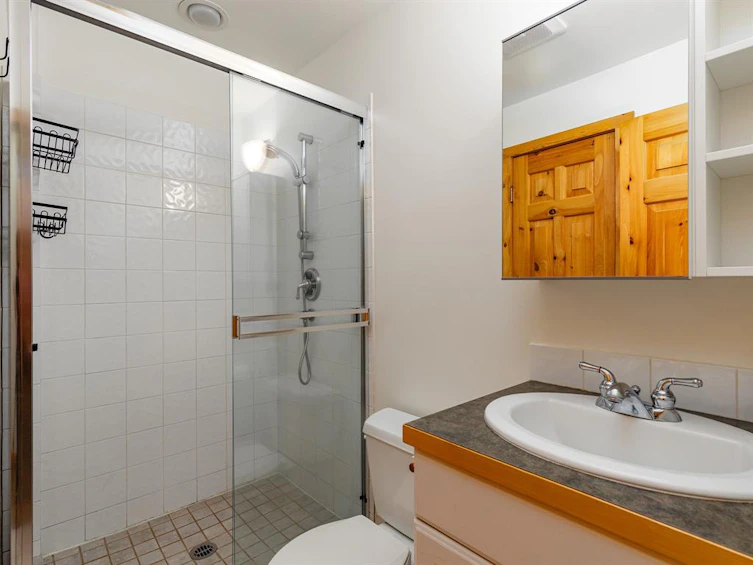 201-2101 Castle Drive, Whistler, BC, V8E 0A6 - 11