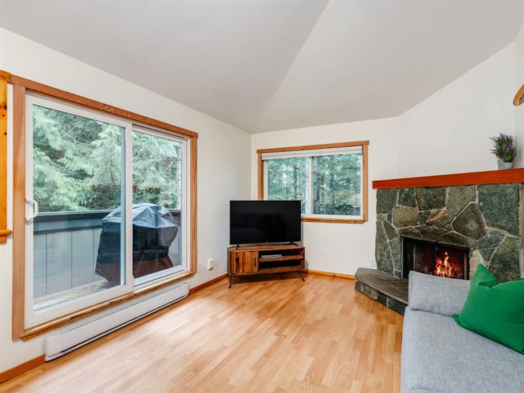 201-2101 Castle Drive, Whistler, BC, V8E 0A6 - 3