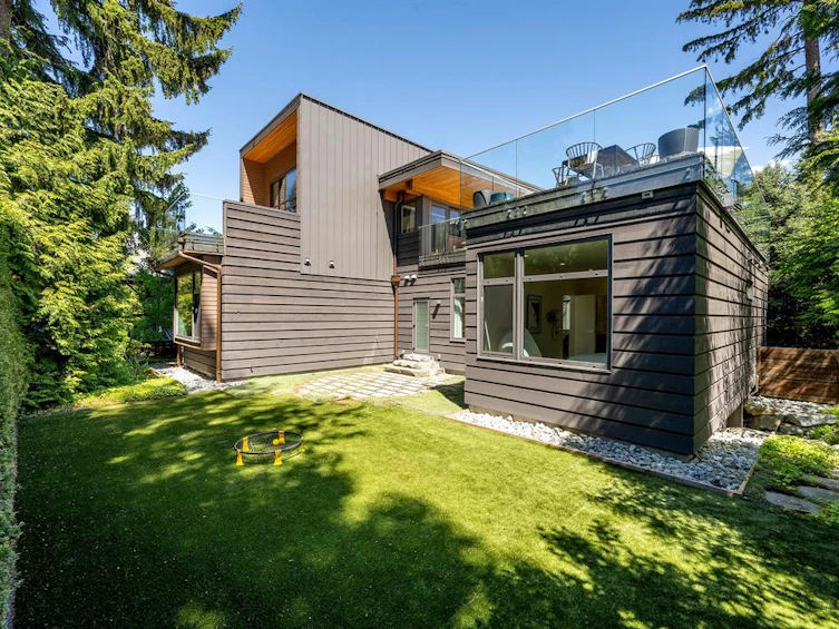 7325 Toni Sailer Lane, Whistler, BC, V8E 0E3 - 32