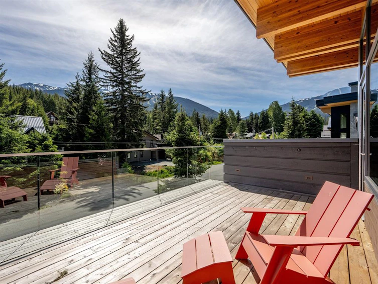 7325 Toni Sailer Lane, Whistler, BC, V8E 0E3 - 35