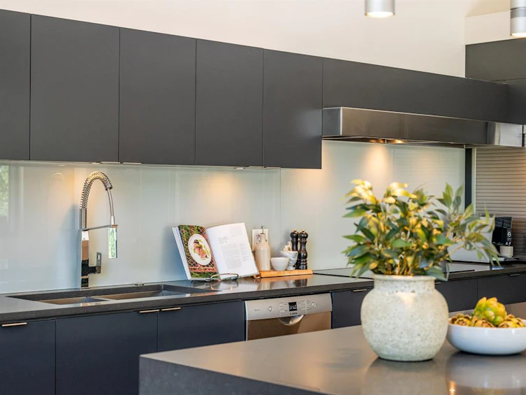 7325 Toni Sailer Lane, Whistler, BC, V8E 0E3 - 13