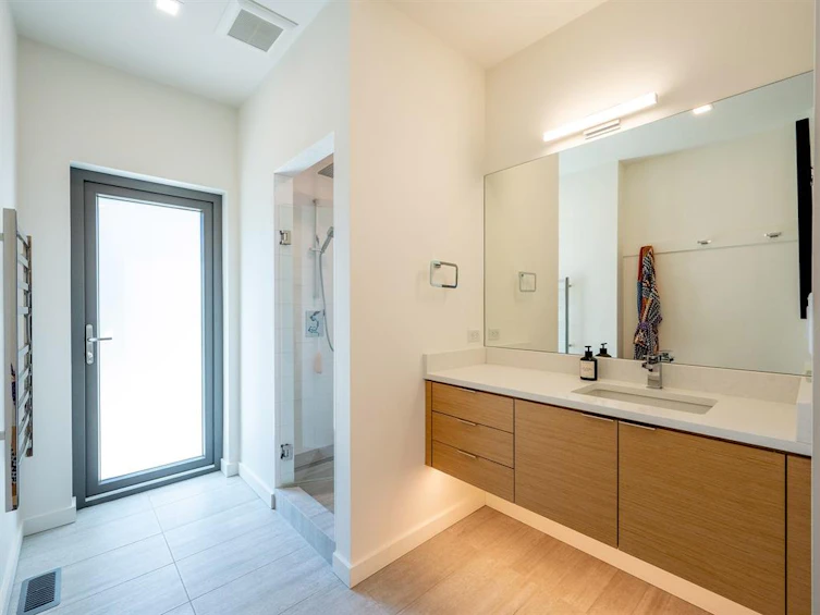 7325 Toni Sailer Lane, Whistler, BC, V8E 0E3 - 28