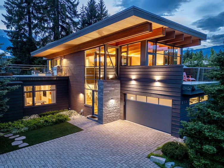 7325 Toni Sailer Lane, Whistler, BC, V8E 0E3