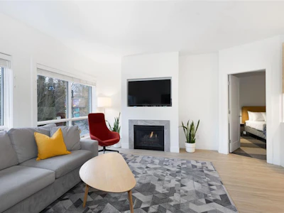 207-4365 Northlands Boulevard - 2
