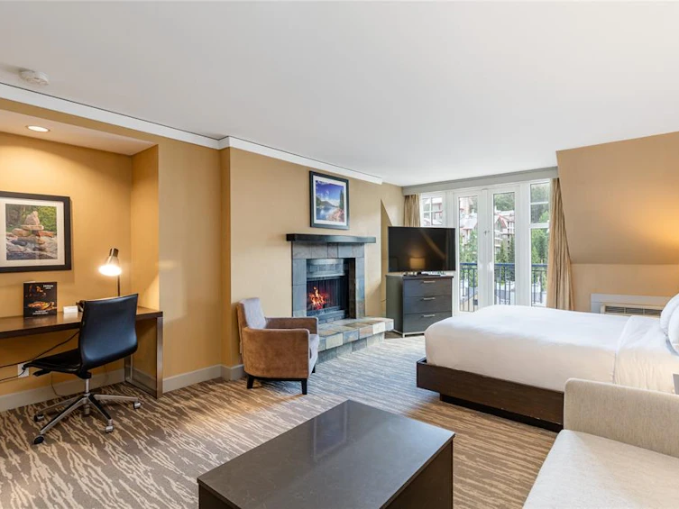 808-4050 Whistler Way, Whistler, BC, V8E 1H9 - 4