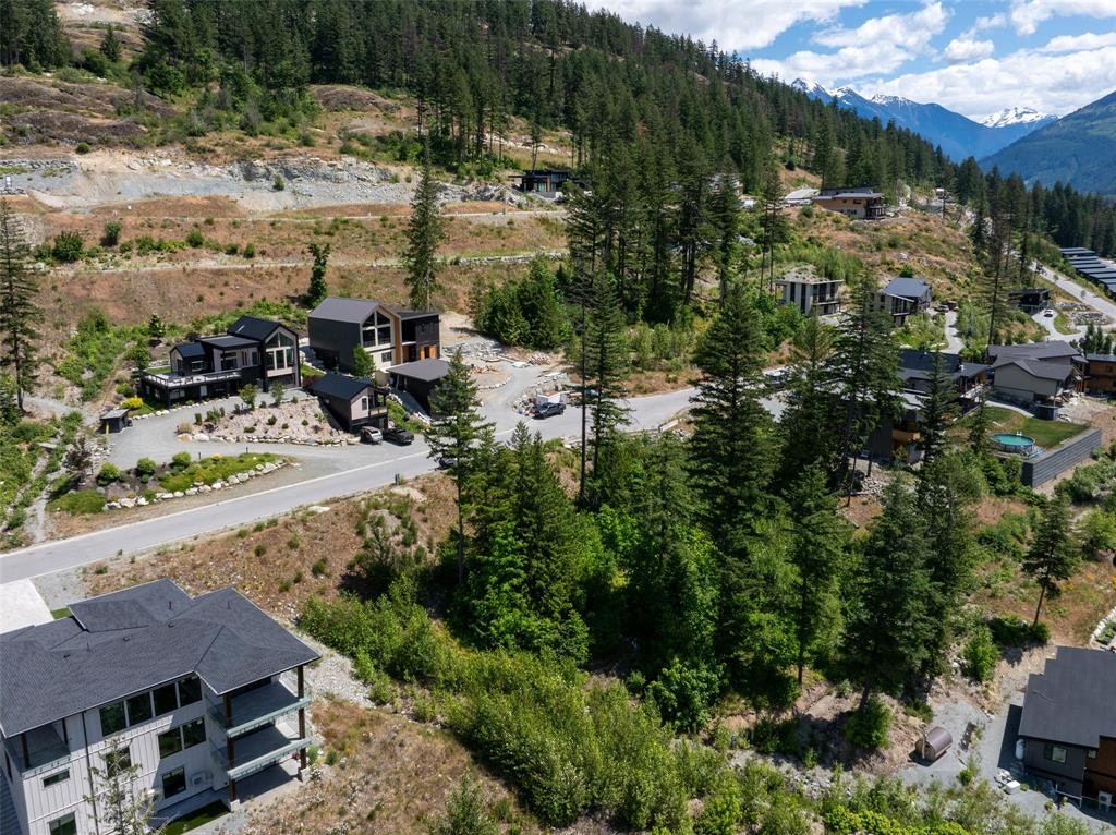 7677 Cerulean Drive, Pemberton, BC, V0N 2L3 - 7