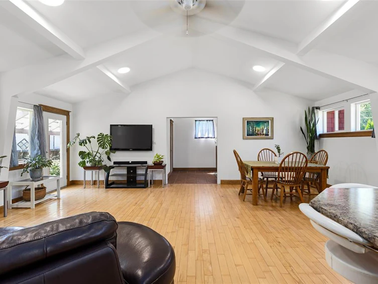 7596 Taylor Road, Pemberton, BC, V0N 2L0 - 6