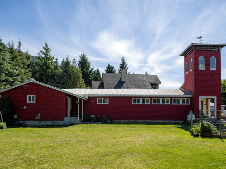 7596 Taylor Road, Pemberton, BC, V0N 2L0