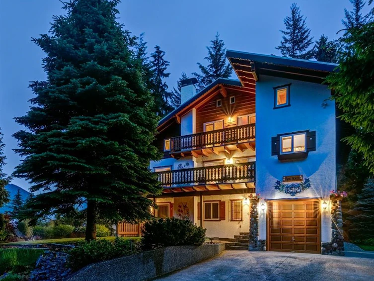 8512 Drifter Way, Whistler, BC, V8E 0G2 - 28