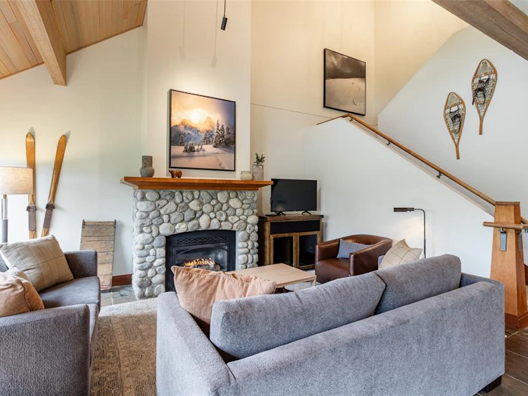 4728 Settebello Drive, Whistler, BC, V8E 0Z4 - 3