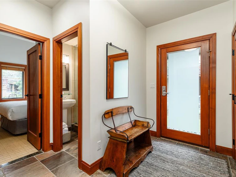 4728 Settebello Drive, Whistler, BC, V8E 0Z4 - 5