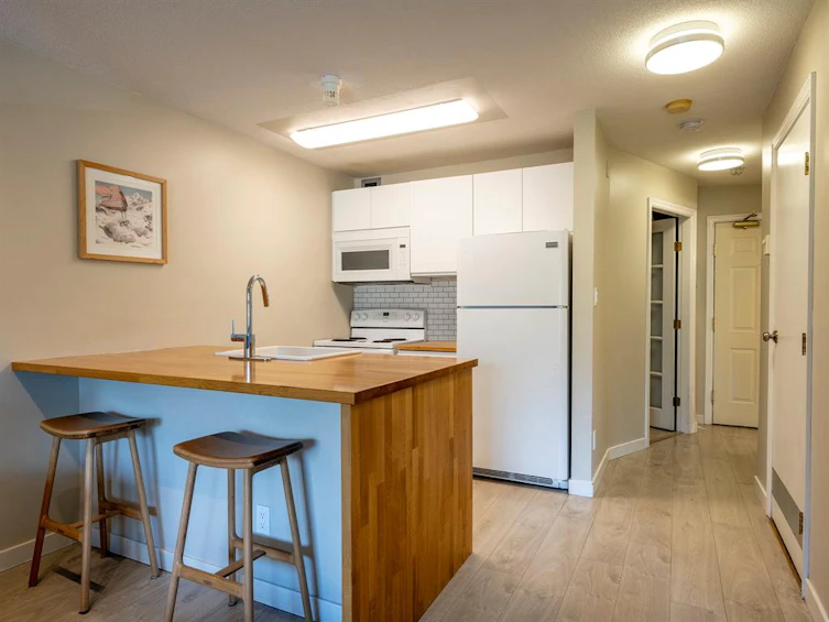 330-4350 Lorimer Road, Whistler, BC, V8E 1A5 - 8