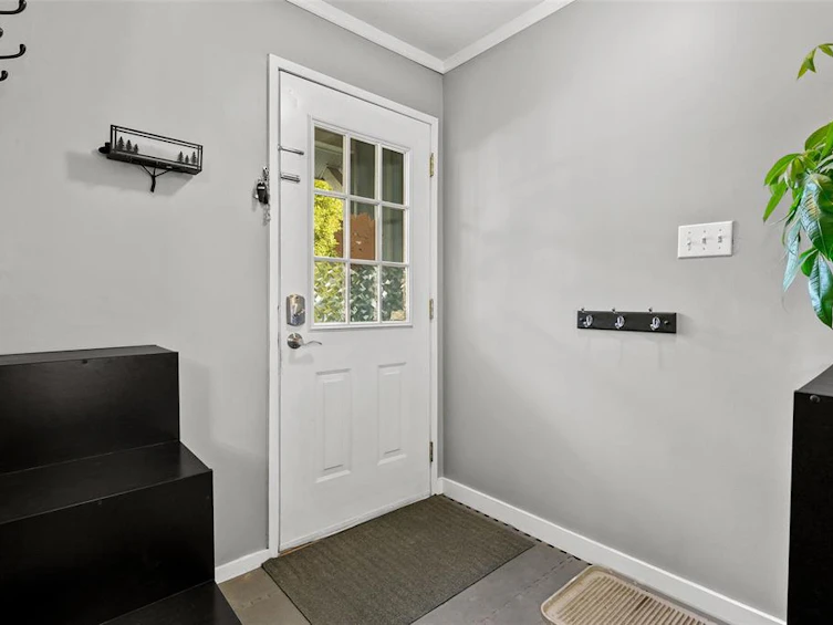 17-7416 Flint Street, Pemberton, BC, V0N 2L1 - 2