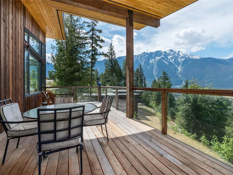 1715 Wishbone Court, Pemberton, BC, V0N 2L3 - 11