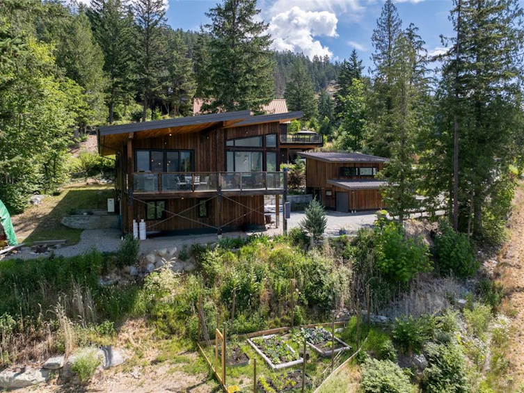 1715 Wishbone Court, Pemberton, BC, V0N 2L3 - 28