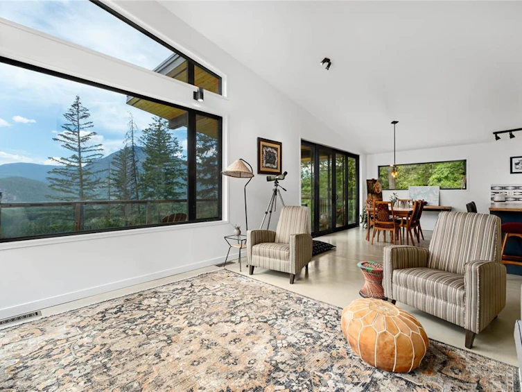 1715 Wishbone Court, Pemberton, BC, V0N 2L3 - 10