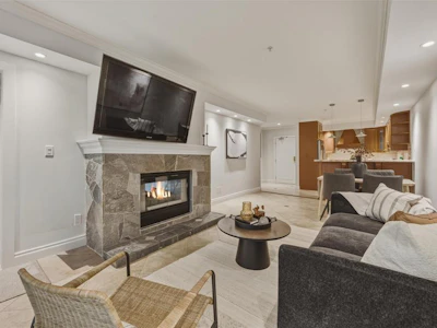 101-4821 Spearhead Drive - 4