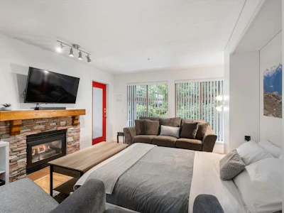 68-4355 Northlands Boulevard - 4