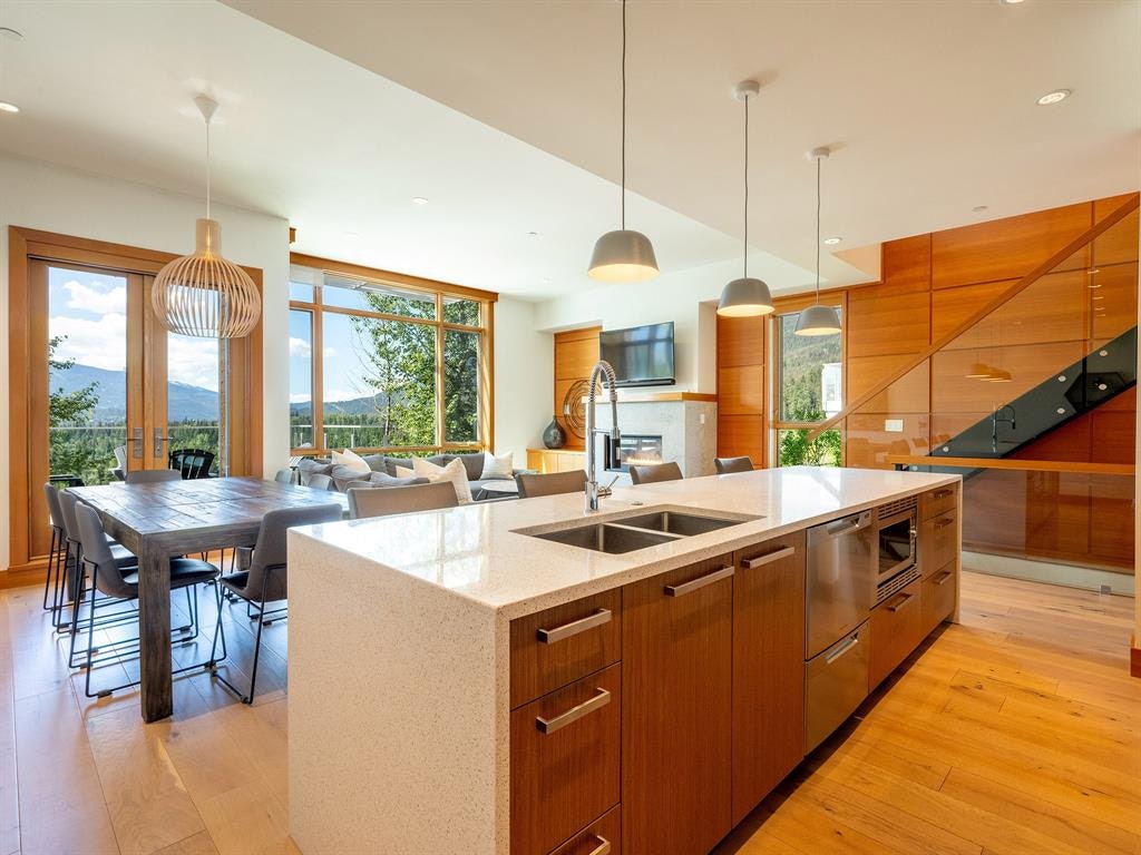 21-8400 Ashleigh Mcivor Drive, Whistler, BC, V8E 1L8 - 8