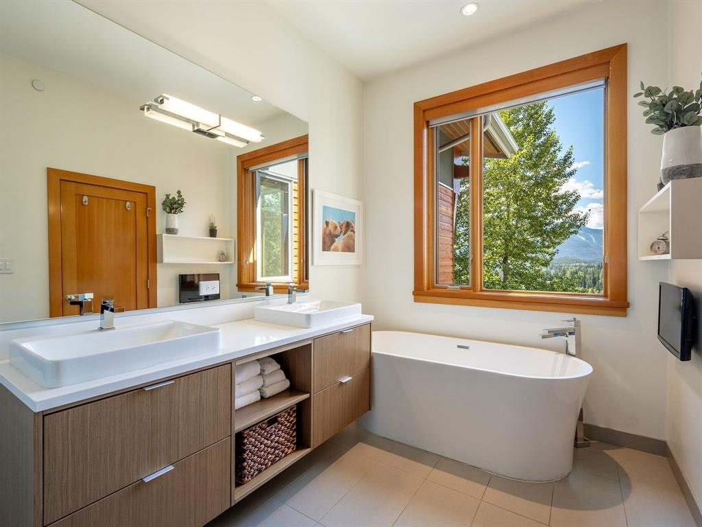 21-8400 Ashleigh Mcivor Drive, Whistler, BC, V8E 1L8 - 13