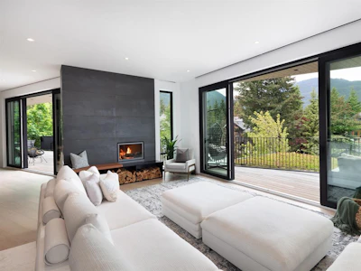 3565 Falcon Crescent - 5