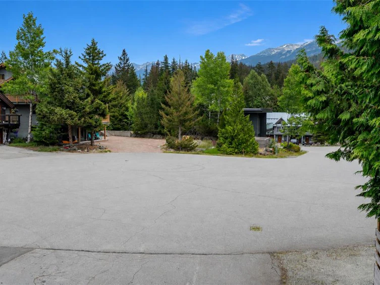 2323 Aspen Court, Whistler, BC, V8E 0A6 - 12