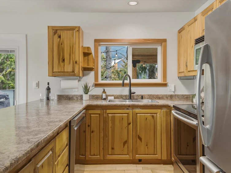 2323 Aspen Court, Whistler, BC, V8E 0A6 - 8