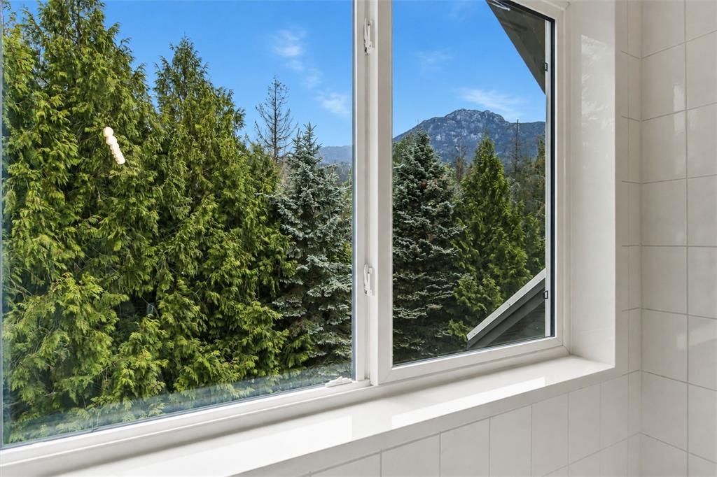 2323 Aspen Court, Whistler, BC, V8E 0A6 - 23