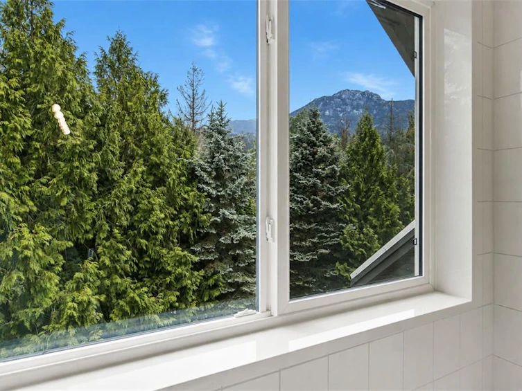 2323 Aspen Court, Whistler, BC, V8E 0A6 - 23