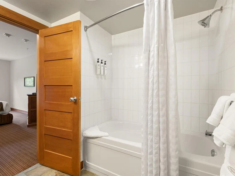422A-2036 London Lane, Whistler, BC, V8E 0N7 - 12